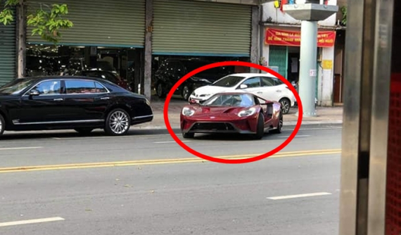 Khó mua như siêu xe triệu đô Ford GT thế hệ mới xuất hiện ở Sài thành