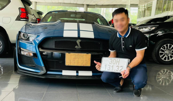 Video: Ford Mustang Shelby GT500 2020 độc nhất Việt Nam được gắn biển số với ý nghĩa toàn "rắn"