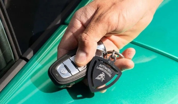 Khóa thông minh ô tô không còn an toàn nữa vì kẻ gian đã tìm được cách trộm xe rất hiệu quả