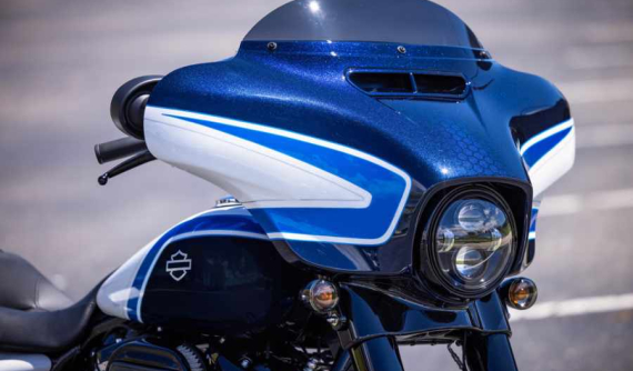 Harley-Davidson Street Glide Special với màu sơn đặc biệt ra mắt giới hạn 500 chiếc trên toàn thế giới
