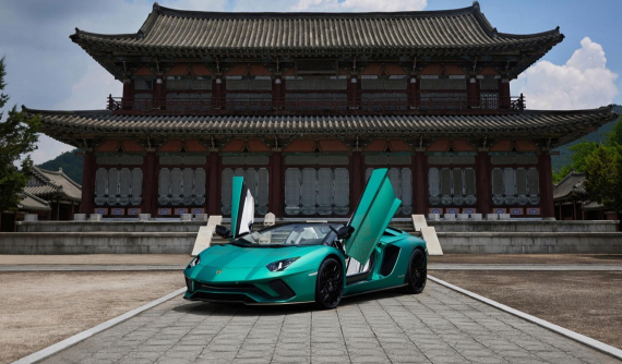 Lamborghini ra mắt siêu xe đặc biệt Aventador S Roadster Korean Special với số lượng chỉ 2 chiếc