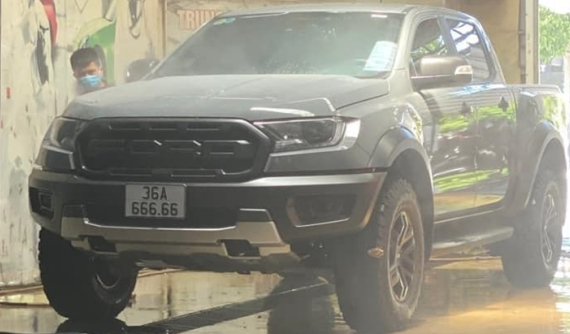 Dân chơi lan đột biến Thanh Hóa bấm được biển số ngũ quý 6 cho Ford Ranger Raptor mới tậu