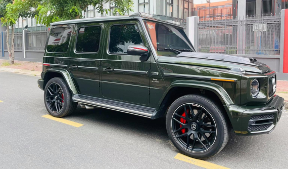 Mercedes-AMG G63 màu xanh quân đội mang bản độ Brabus của đại gia Việt