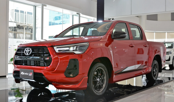 Toyota Hilux GR Sport 2021 trình làng tại Đông Nam Á với phiên bản gầm cao và gầm thấp