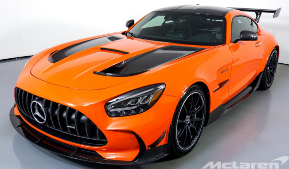 Chào hàng đại gia Việt "siêu phẩm" trong dòng Mercedes-AMG GT, giới hạn sản xuất, nghe giá bán đã "hết hồn"