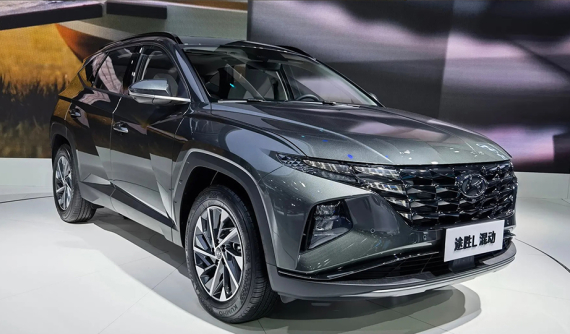 Vén màn phiên bản chỉ tiêu thụ 5,6 lít xăng cho 100 km của Hyundai Tucson L 2022