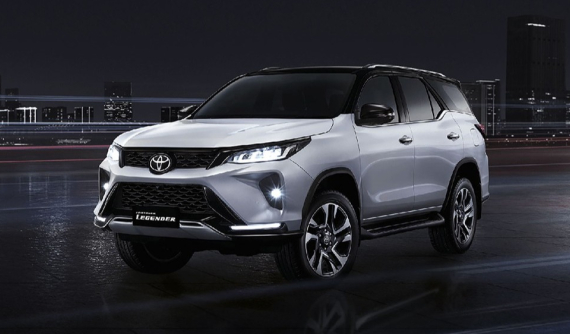 Toyota Fortuner Legender 2021 trình làng với trang bị nâng cấp, giá tăng nhẹ