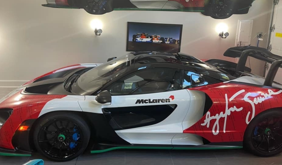 Video quay nhan sắc siêu phẩm McLaren Senna chuẩn bị "hạ lốp" tại Việt Nam khiến dân mạng tấm tắc khen màu sơn