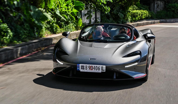 Lâm Chí Dĩnh trải nghiệm siêu phẩm McLaren Elva, dân mạng đồng loạt "đẩy thuyền" cho Đoàn Dự sở hữu