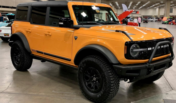 Người dùng sẵn sàng trả gấp đôi giá niêm yết cho Ford Bronco First Edition siêu lướt
