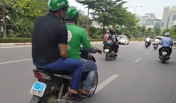 Dự thảo: Không đội mũ bảo hiểm bị phạt 600.000 đồng, phạt 2 triệu đồng với hành vi che, sửa biển số