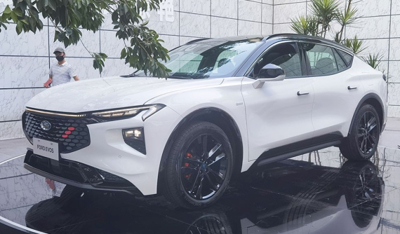 SUV lai Coupe cỡ lớn Ford Evos 2022 chính thức được công bố giá bán