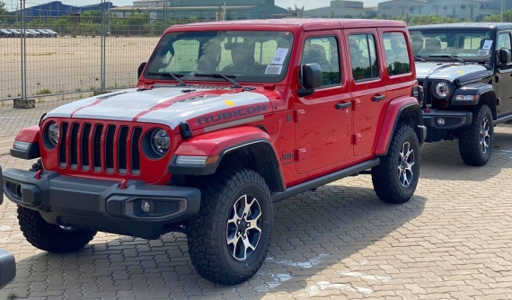 Ngược dòng thị trường, Jeep tăng giá Wrangler cao nhất lên đến 162 triệu đồng