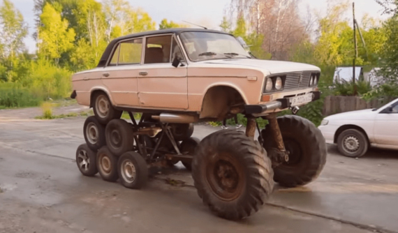 Theo dõi nhóm người Nga tự chế tạo và chạy thử chiếc Lada 14 bánh quái dị bậc nhất trên đời