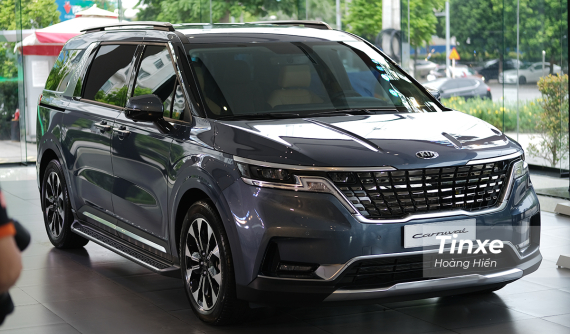 "SUV đô thị" KIA Carnival 2022 chính thức ra mắt, có thêm phiên bản "Hoàng gia"