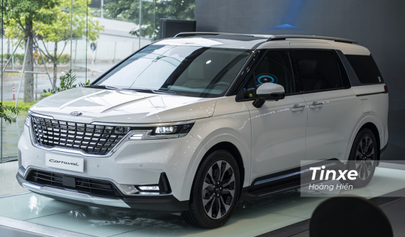 Đánh giá nhanh KIA Carnival 3.5G Signature - Xe dành cho chủ tịch thích sự êm ái, tiện nghi