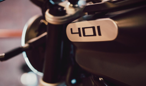 Mục sở thị mô tô tân cổ điển nổi bật nhất phân khúc Husqvarna Svartpilen 401 tại Hà Nội