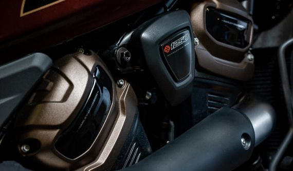 Ngắm siêu phẩm mô tô Harley-Davidson Sportster S 2021 phô diễn vẻ đẹp tại Hà Nội, giá không đắt