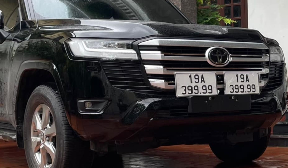 Thêm Toyota Land Cruiser 2022 được chủ bấm ra siêu biển tứ quý, lần này là ở tỉnh Phú Thọ