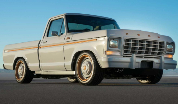 Ford F-100 Eluminator - Mẫu bán tải cổ điển biến hóa xe điện với sức mạnh như Mustang Mach-E