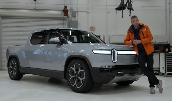 Bán tải điện Rivian R1T chỉ mất 3,5 giây để gia tốc 0-96 km/h trong video đánh giá chuyên môn