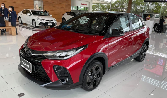 Ngắm hình ảnh "bằng xương, bằng thịt" của Toyota Yaris 2021 phiên bản gầm cao và thiết kế thể thao hơn