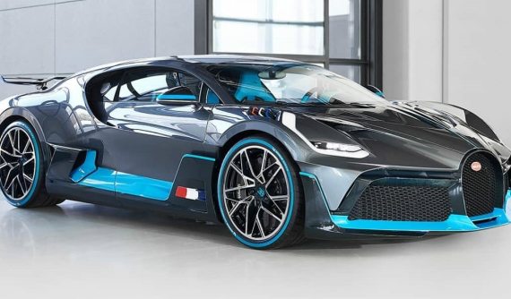 Đại gia Malaysia chia sẻ về Bugatti Divo siêu đắt, mua vì đam mê nhưng ngại về thuế