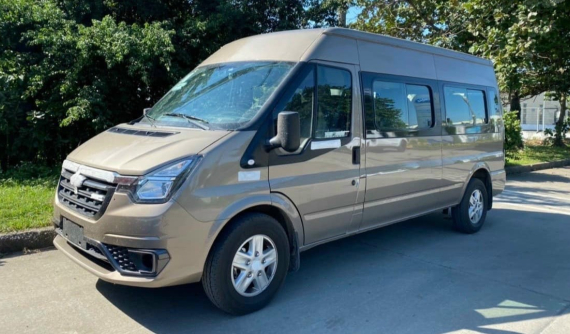 Ford Transit 2022 lộ diện tại Việt Nam, dự kiến giao xe vào đầu năm sau, giá tham khảo 799 triệu đồng