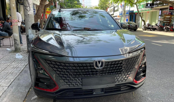 Changan Uni-T - đối thủ của Honda CR-V và Mazda CX-5 - bất ngờ xuất hiện tại Nha Trang