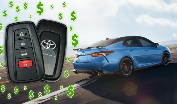 Muốn khởi động máy từ xa, người dùng xe Toyota sẽ phải trả tiền