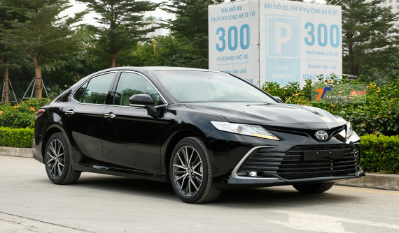 Hybrid thì cũng hay đấy nhưng bản 2.0Q mới là yếu tố giúp Toyota Camry 2022 trở thành “chiến thần doanh số” Hybrid thì cũng hay đấy nhưng bản 2.0Q mới là yếu tố giúp Toyota Camry 2022 trở thành “chiến thần doanh số”