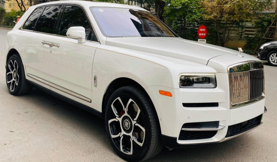 Rolls-Royce Cullinan siêu đắt đỏ của ông chủ chuỗi cầm đồ lớn nhất Việt Nam