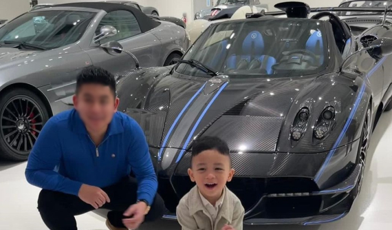 Video: Cậu cả ở Campuchia sung sướng vì gặp siêu phẩm Pagani Huayra BC Roadster ngoài đời