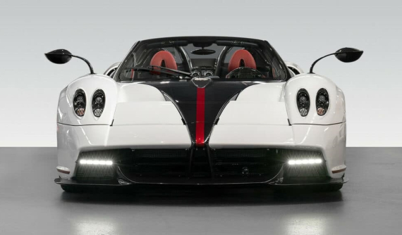 Thấy tin rao bán Pagani Huayra mui trần cho đại gia Việt, Minh "Nhựa" nhanh chóng vào tương tác