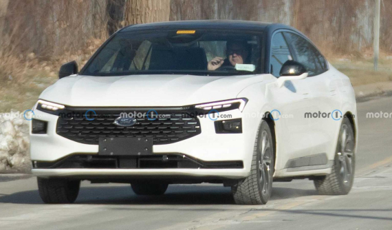Ford Mondeo 2023 bị bắt gặp trên đường phố với thiết kế đẹp hơn