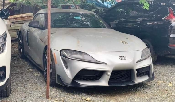 Xôn xao với hình ảnh xe thể thao Toyota GR Supra 2020 độc nhất Việt Nam bị bắt gặp phủ bụi dày dặc