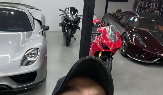 Sau Koenigsegg Regera, giới mê xe nghi ngờ siêu phẩm Porsche 918 Spyder đã được vận chuyển về Việt Nam