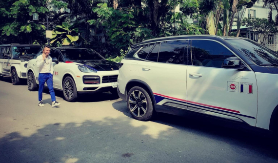 Minh "Nhựa" bán hơn 2/3 số xe SUV, chỉ giữ lại 1 "cận vệ thân tín", chờ đón nhiều siêu phẩm góp mặt sau Tết