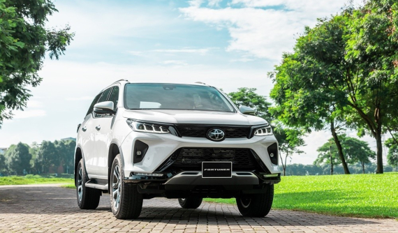 Doanh số phân khúc SUV cỡ D năm 2021: Toyota Fortuner vững ngôi "ông hoàng"
