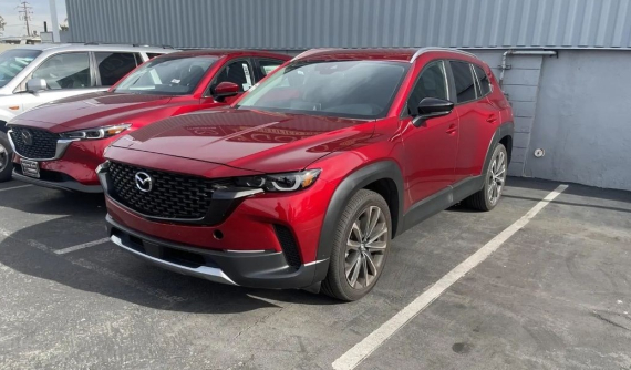 Ngắm hình ảnh "bằng xương, bằng thịt" Mazda CX-50 2022 bên cạnh "người anh em" CX-5