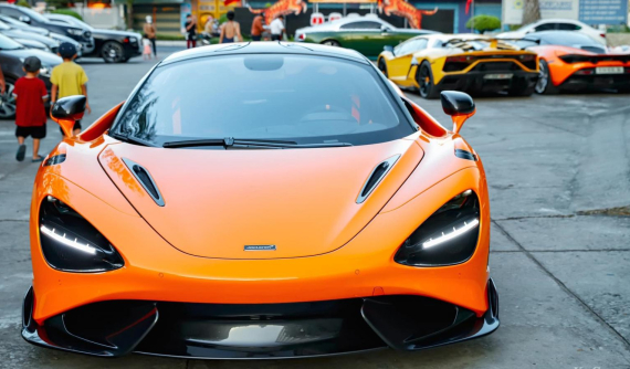 Dân chơi Kiên Giang mang siêu xe giới hạn McLaren 765LT du Xuân