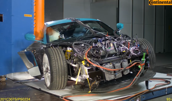 Khám pha quy trình thử nghiệm va chạm của hypercar Rimac Nevera giá 2,3 triệu USD