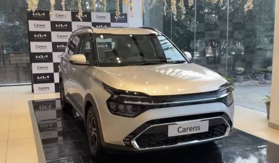 Kia Carens 2022 bán quá chạy khiến thời gian giao xe có thể lên đến gần 1 năm