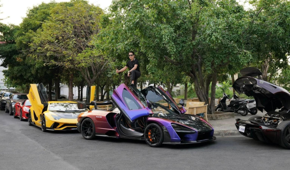 Hoàng Kim Khánh lần đầu chia sẻ dàn siêu xe cực khủng có sự góp mặt của Koenigsegg Regera