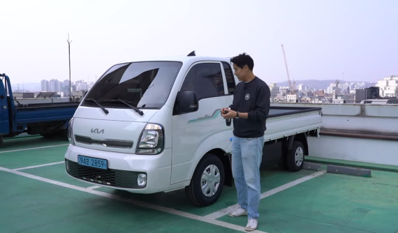 Đây là Kia Bongo 3 EV - Mẫu xe tải thương mại bé nhỏ, chạy điện hoàn toàn mới tinh ở Hàn Quốc