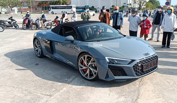 Cận cảnh siêu xe Audi R8 V10 Spyder 2021 đầu tiên về nước với giá hơn 21 tỷ đồng