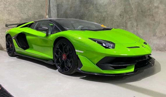 Giới mê xe xôn xao trước việc Lamborghini Aventador SVJ mui trần màu xanh lá sắp nhập tịch vào Việt Nam