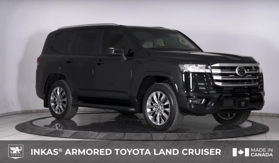 Diện kiến chiếc Toyota Land Cruiser 2022 bọc giáp kiên cố chống được đạn súng trường và lựu đạn