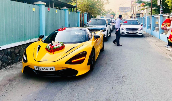 McLaren 720S Spider màu vàng độc nhất tại Việt Nam làm xe hoa ở huyện Long Điền