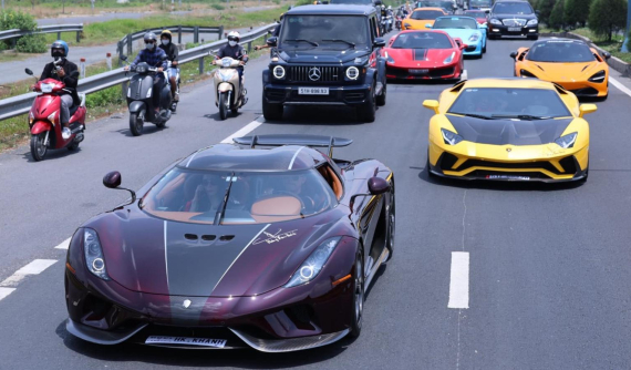 Siêu phẩm megacar Koenigsegg Regera cùng dàn siêu xe khủng xuất hiện tại Cần Thơ